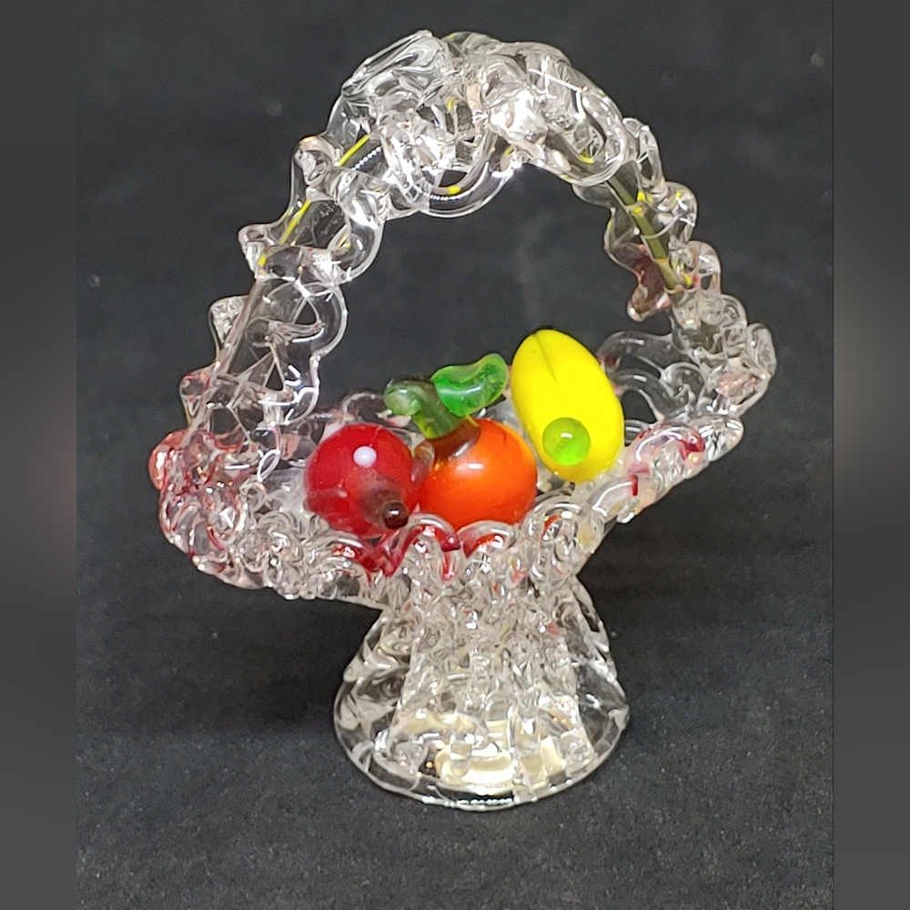 Spun Glass Fruit Basket Flambro Art Glass